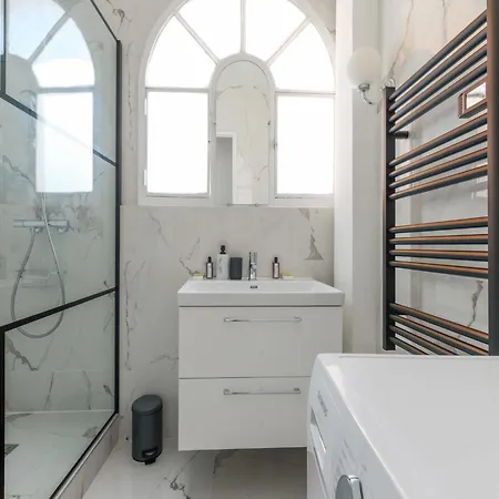 Charm & Comfort For 4 In Heart Of The 15 District Appartamento *